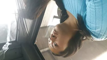 Tratează cerbul cu un pui frumos filme porno cu femei care se fut cu carne fierbinte