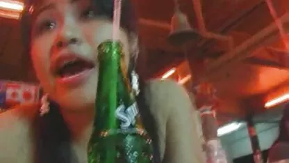 Anal se cu fermecător morenette filme xxx cu femei si caini