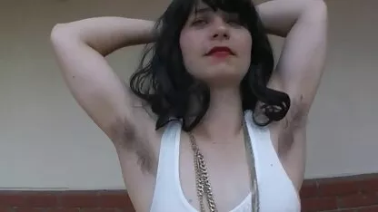 Grăsime femeie de culoare trenuri după porno cu femei si caini Interrasial Fata dracu