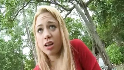 Griffin soția fete goale gratis mănâncă anus