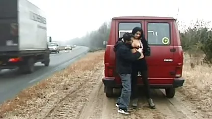 Bunicii îi plac șuruburile de la prietenii negri. femei care urla in pula