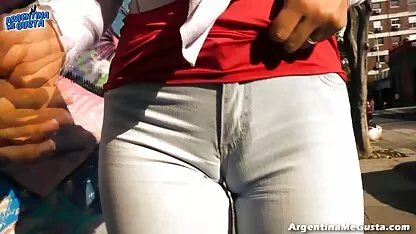 Fată tânără face o gaura femei in varsta se fut