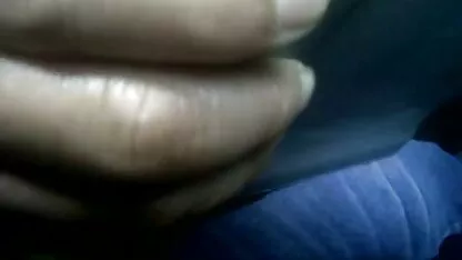 Fata rusă aproape că a fost lovită în anus femei cur cu un pețitor enervant.