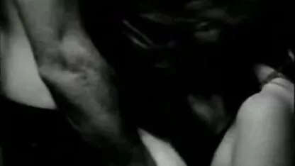 Degetele de porno cu femei babe abanos și gura dracului cocoșul ei de cauciuc în anal.
