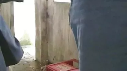 S-a inclinat filme xxx cu femei paroase de cancer si a fost criticat de o blonda