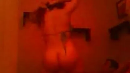 Lesbiene freca măști și porno cu femei mature grase pipi pe cadavre.