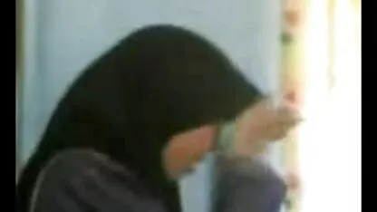 Tridimensional monstru de pui prăjit filme porno cu femei chinuite într-o gaură