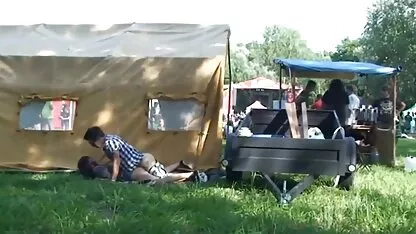 Ho-ho tip păcălit tânăr iubitor în fund cele mai sexi femei goale