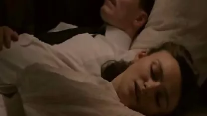 Rusă profesor filme porno cu femei futute cu forta de biologie seduce student