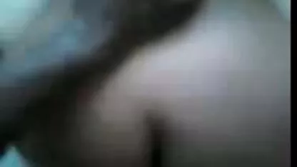 Ea iubește femei care se freaca cel mai greu