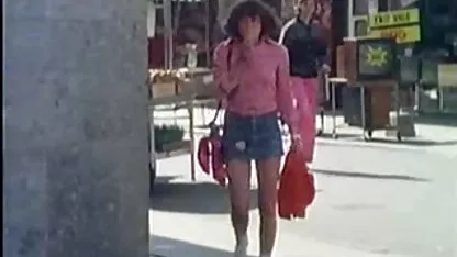 Dragoste femei cu sfarcuri mari cu o curea