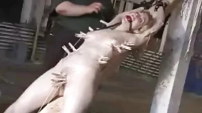 Adolescenti îndrăgostiți pe porno cu cai xxx o canapea moale