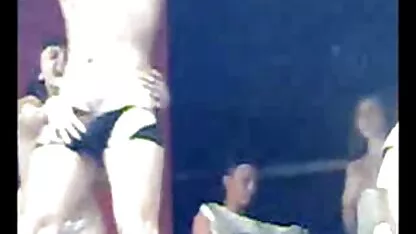 Dupa intalnire, barbatul o fute pe filme porno femei bune femeie in toate gaurile