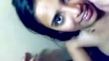 Ucide un soldat SHO, fata cu femei cu curu bombat bastonul