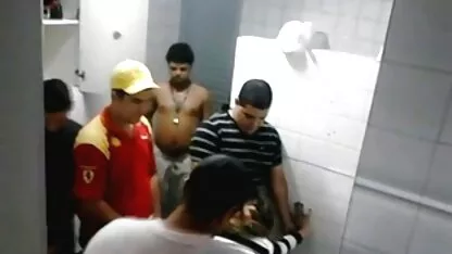 Christy uimitor pe un penis subțire femei care se excita singure