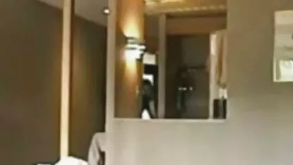 O poze xxx femei curvă asiatică s-a dat colegului ei și a încercat să se stabilească profund cu ea.
