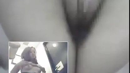 Asistenta lesbiană și-a satisfăcut caini care fute femei iubitul prin cunnilingus.