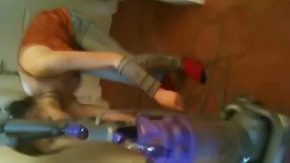 O cameră ascunsă a filmat femei care au orgasm porno cum să pregătească două fete pentru un bărbat matur.
